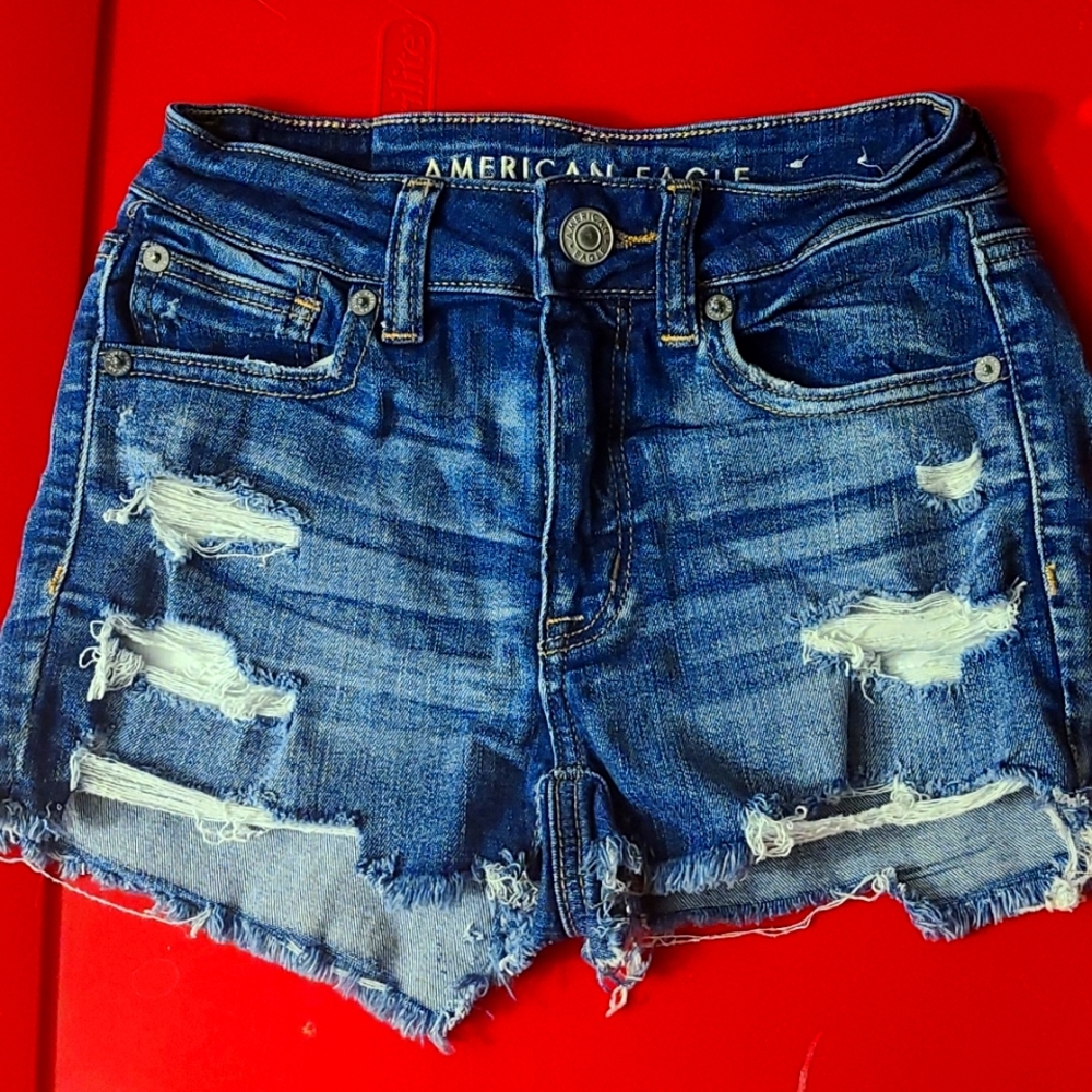 Womans/Juniors American Eagle Denim shorts Sz 00